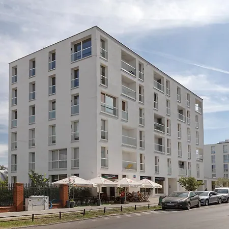 Apartment Rent Like - Bobrowiecka 10 Warschau